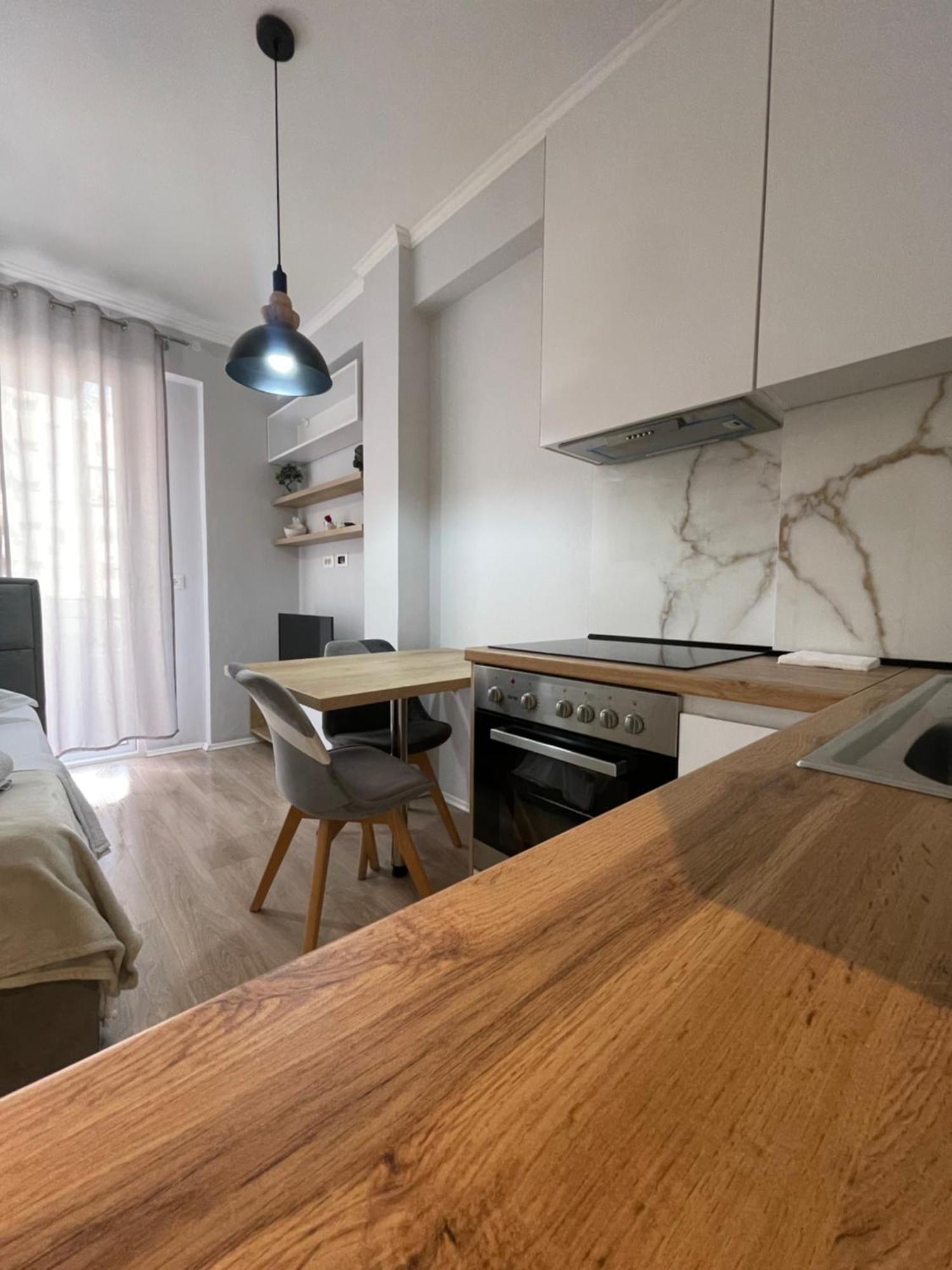 Tirana Sunshine Apartment Kültér fotó
