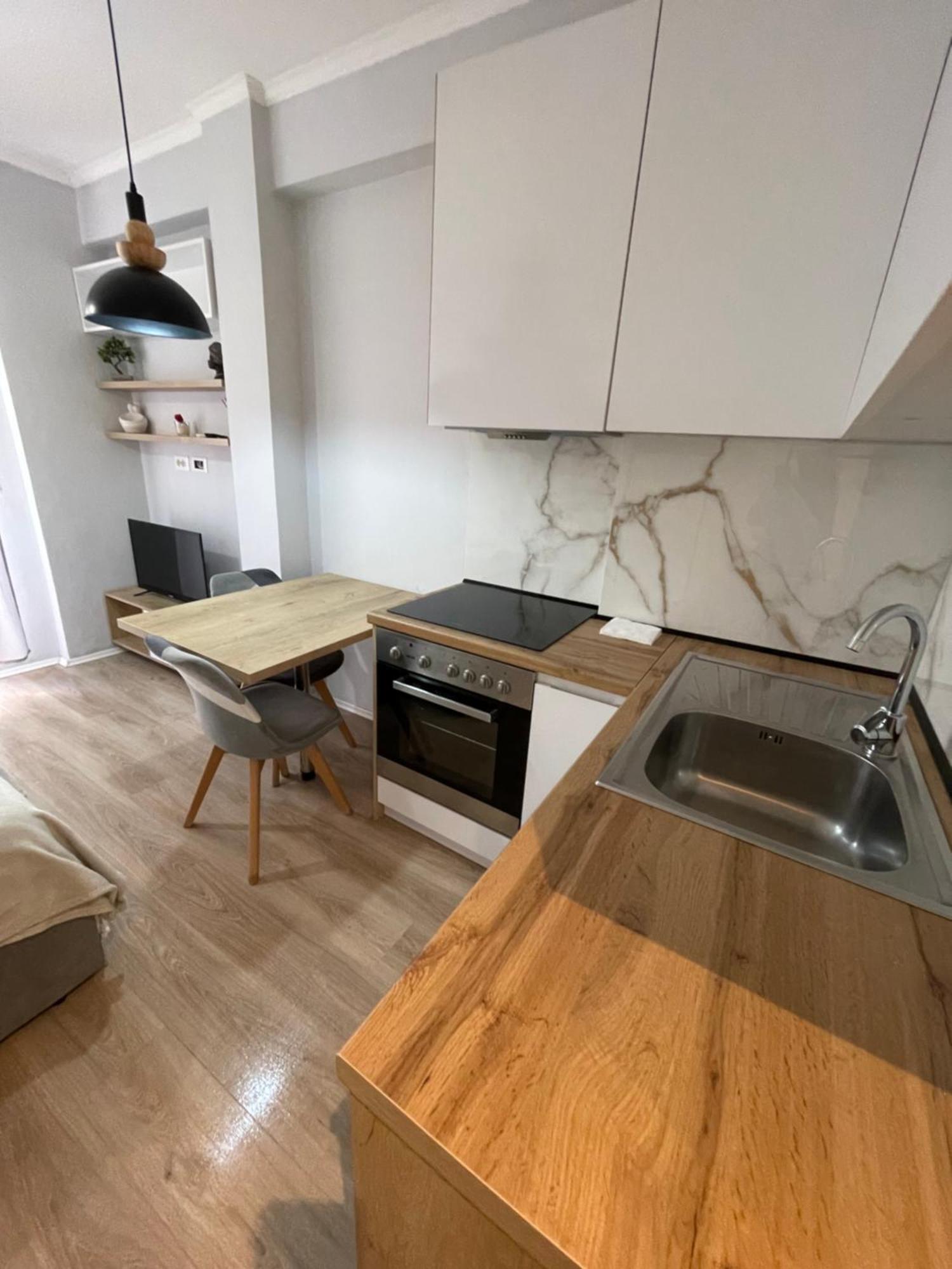 Tirana Sunshine Apartment Kültér fotó